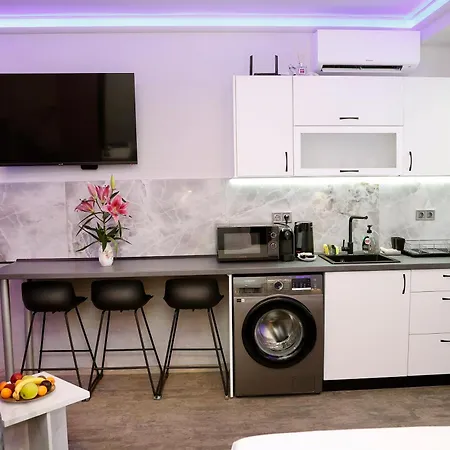 Deluxe 3 Center Apartment Burgas