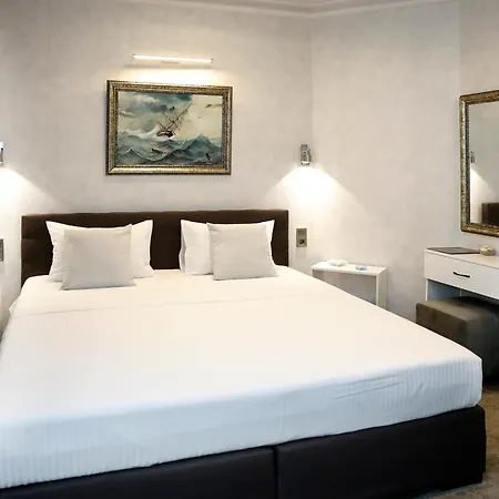 Deluxe 3 Center Apartment Burgas