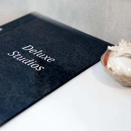 Deluxe 3 Center شقة